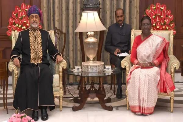 President Droupadi Murmu hosts Oman Sultan Haitham bin Tarik at Rashtrapati Bhavan